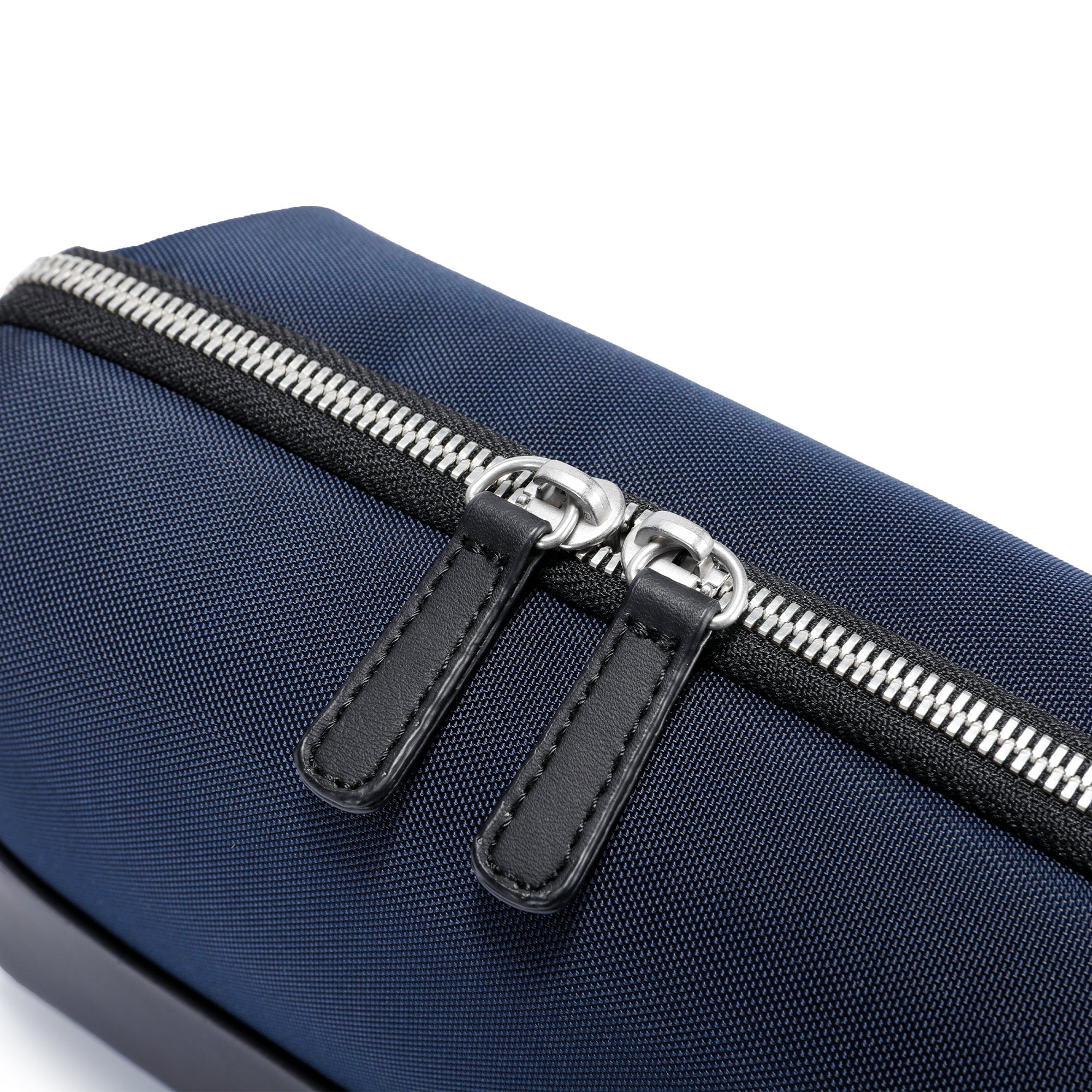 AKU TECH KIT ORGANISER PRO - PACIFIC BLUE MOOCH DESIGN STUDIO